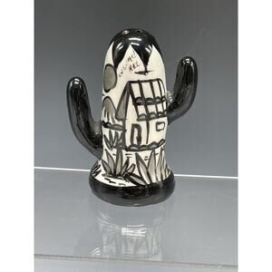 Mexico Salt‎ Or Pepper Shaker Cactus Ceramic